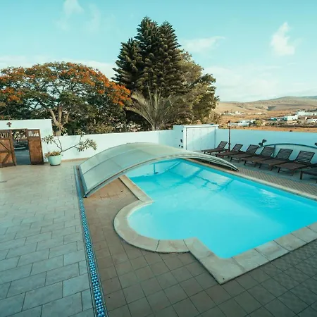 Apartamento Casa Maida Tetir