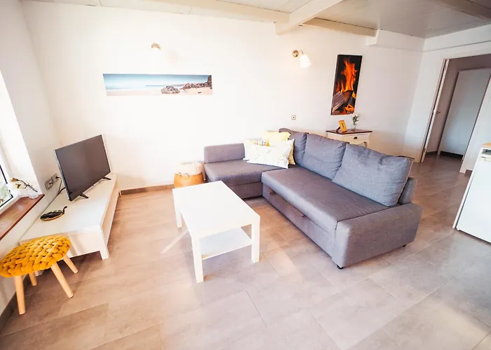 Casa Maida Apartment Tetir